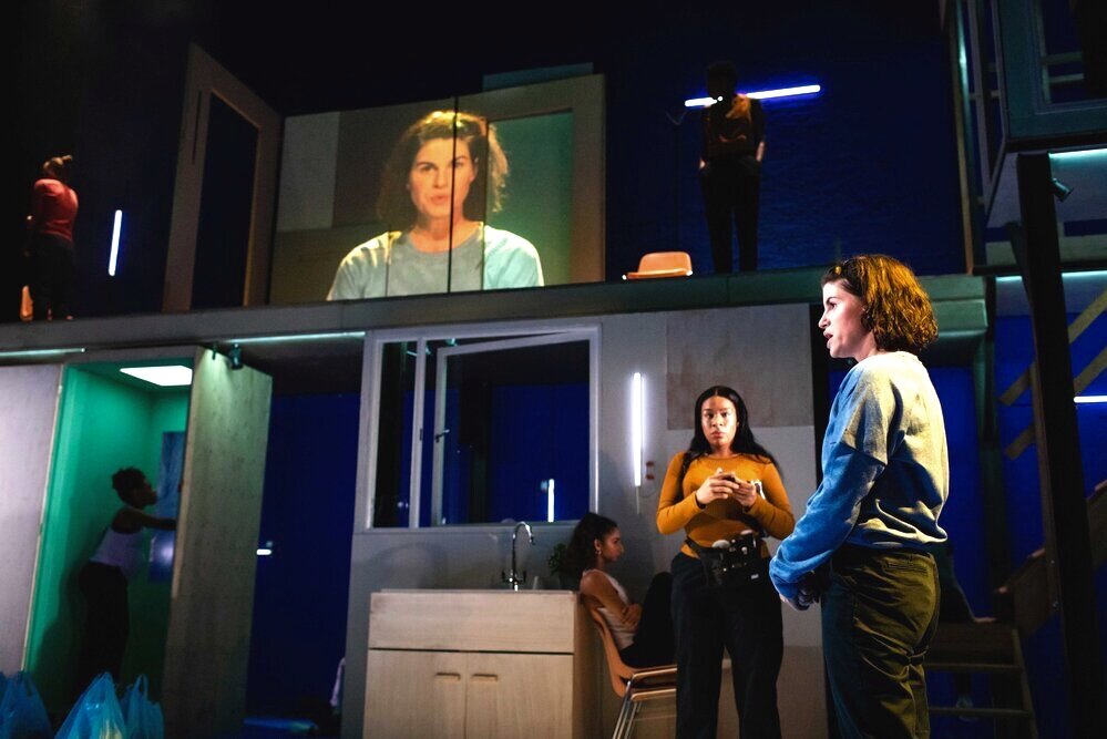 5.%2BShona-Babayemi-and-Jemima-Rooper-in-%5BBLANK%5D-at-the-Donmar-Warehouse.-Director-Maria-Aberg%2C-Designer-Rosie-Elnile.-Photo-Helen-Maybanks-068.jpg
