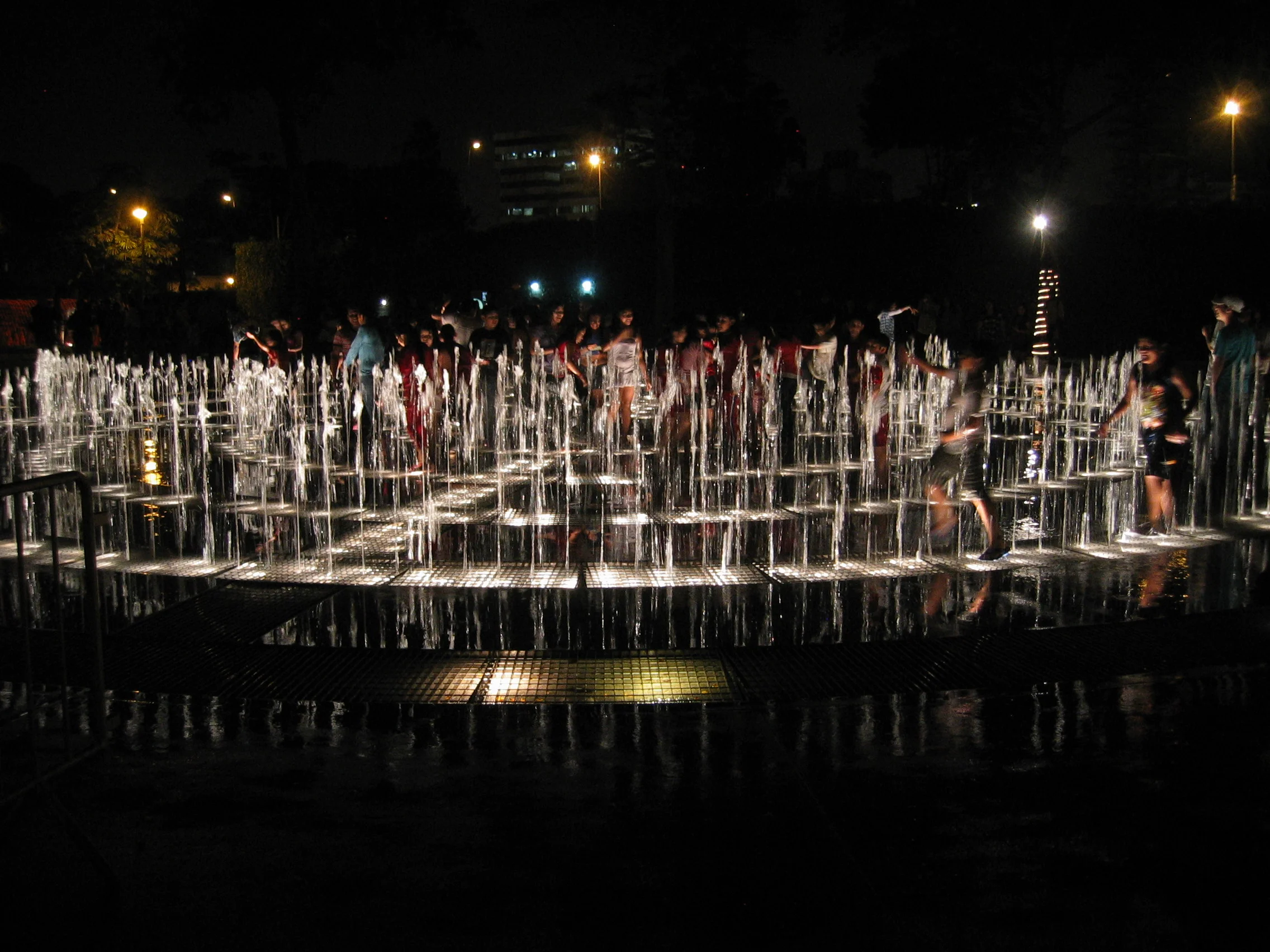 Fountain Dance 2.JPG