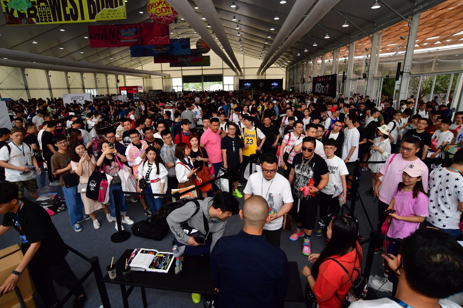 jeffstaple signing2.jpg