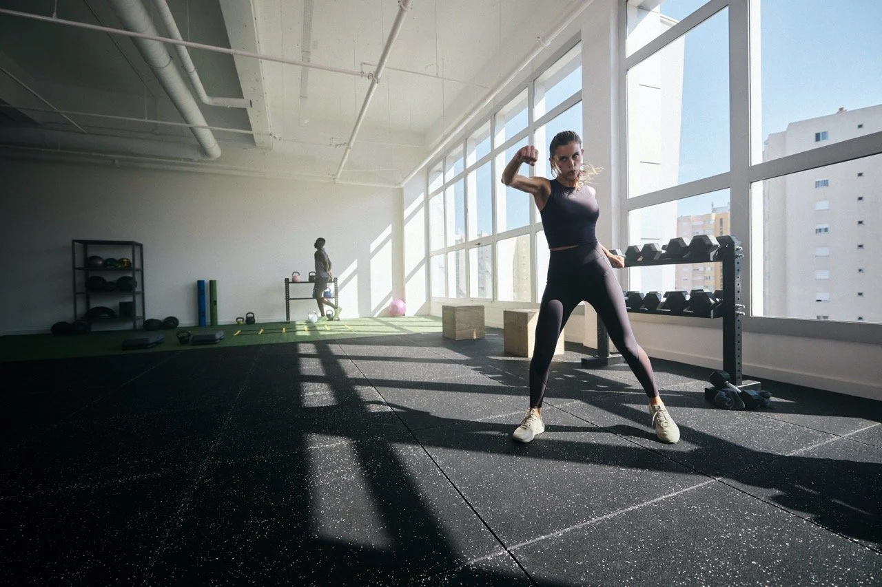 SS24_CCM_TRAINING_HIIT_FEMALE_HERO_Q1_OF10_FB_0743-V3 Large.jpeg