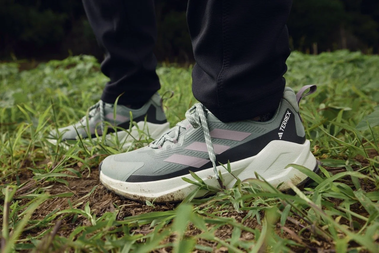 SS24_CCM_OUTDOOR_MOUNTAIN_LIFE_FEMALE_HERO_Q1_09 Large.jpeg