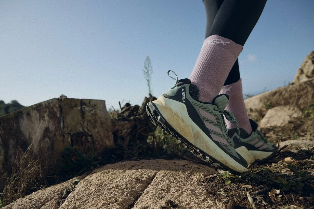 SS24_CCM_OUTDOOR_HIKE_FEMALE_HERO_Q1_OF40_DJ_0289- Large.jpeg