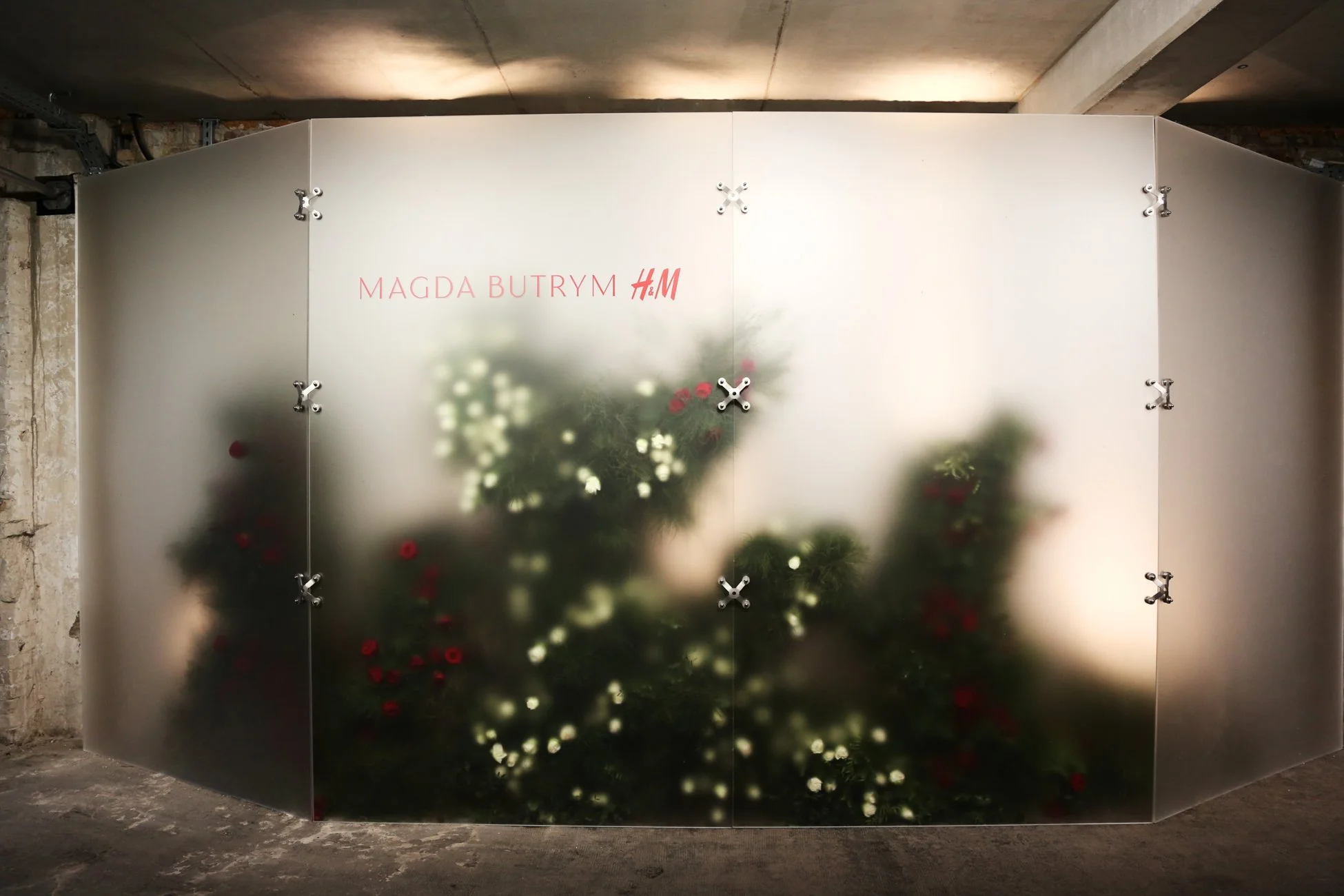 Magda Butrym H&M_Step and Repeat_1.jpg