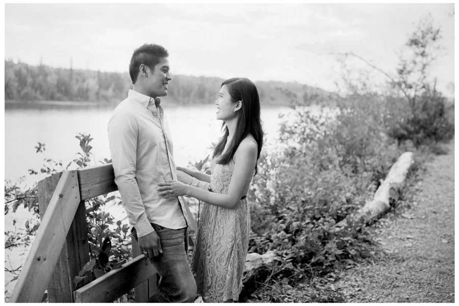 Edmonton-Engagement-Photography-03