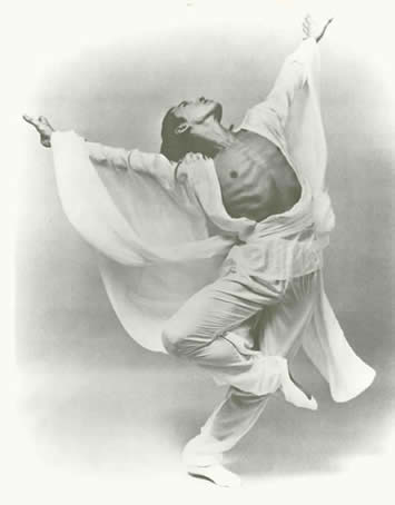 Dancer: Allan Tung