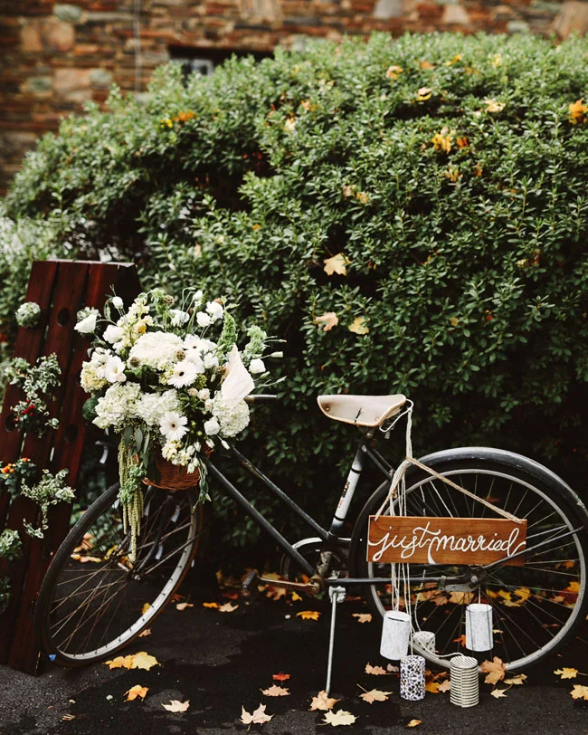 Photo by Green Wedding Shoes 