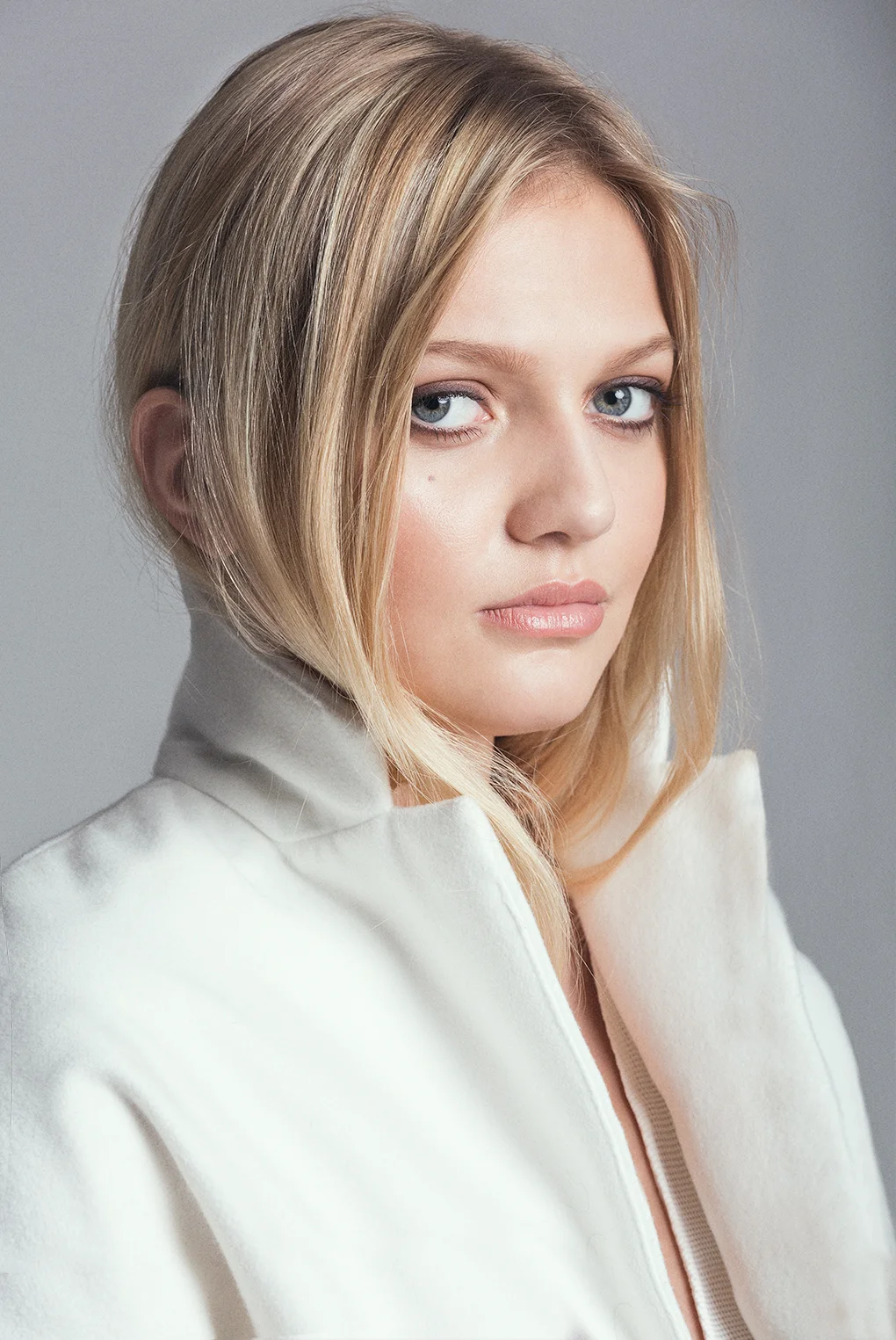 Robyn-4-web.jpg