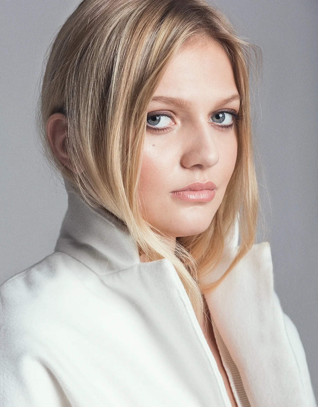 Robyn-4-web.jpg