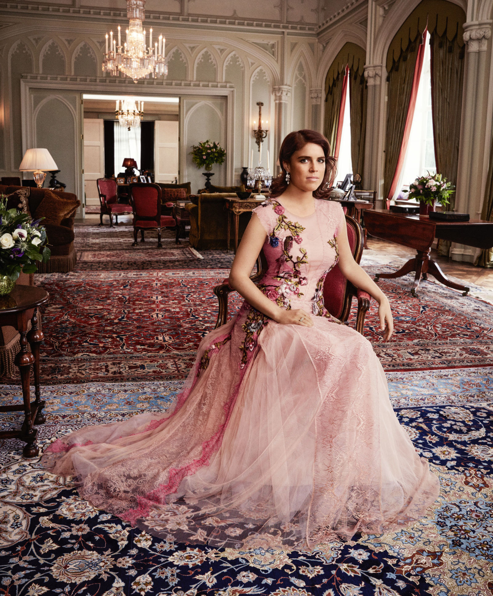 gallery-1470677697-hbz-princess-eugenie-03.jpg