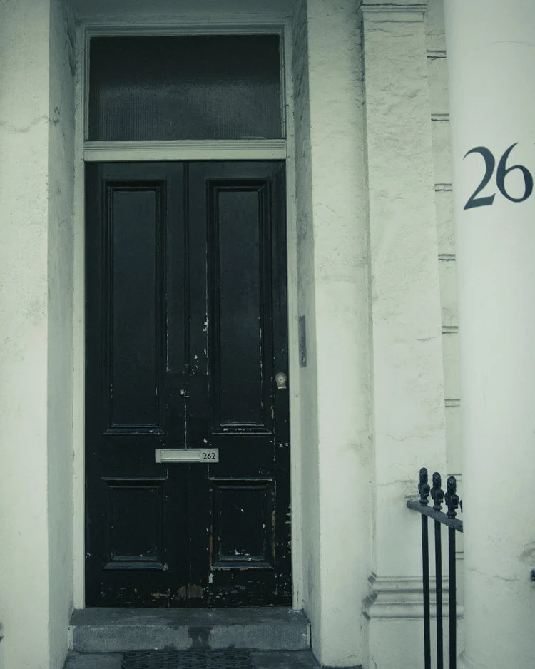 London_Editorial+(9) Julie Princessen.jpg