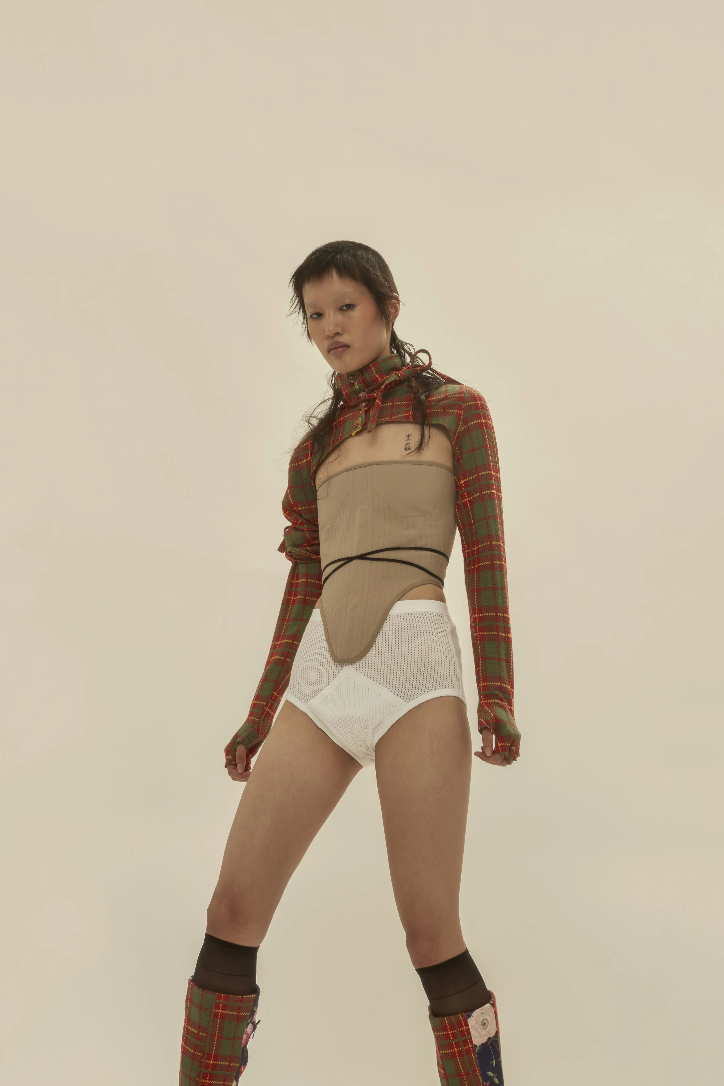 LOOK2_3.jpg