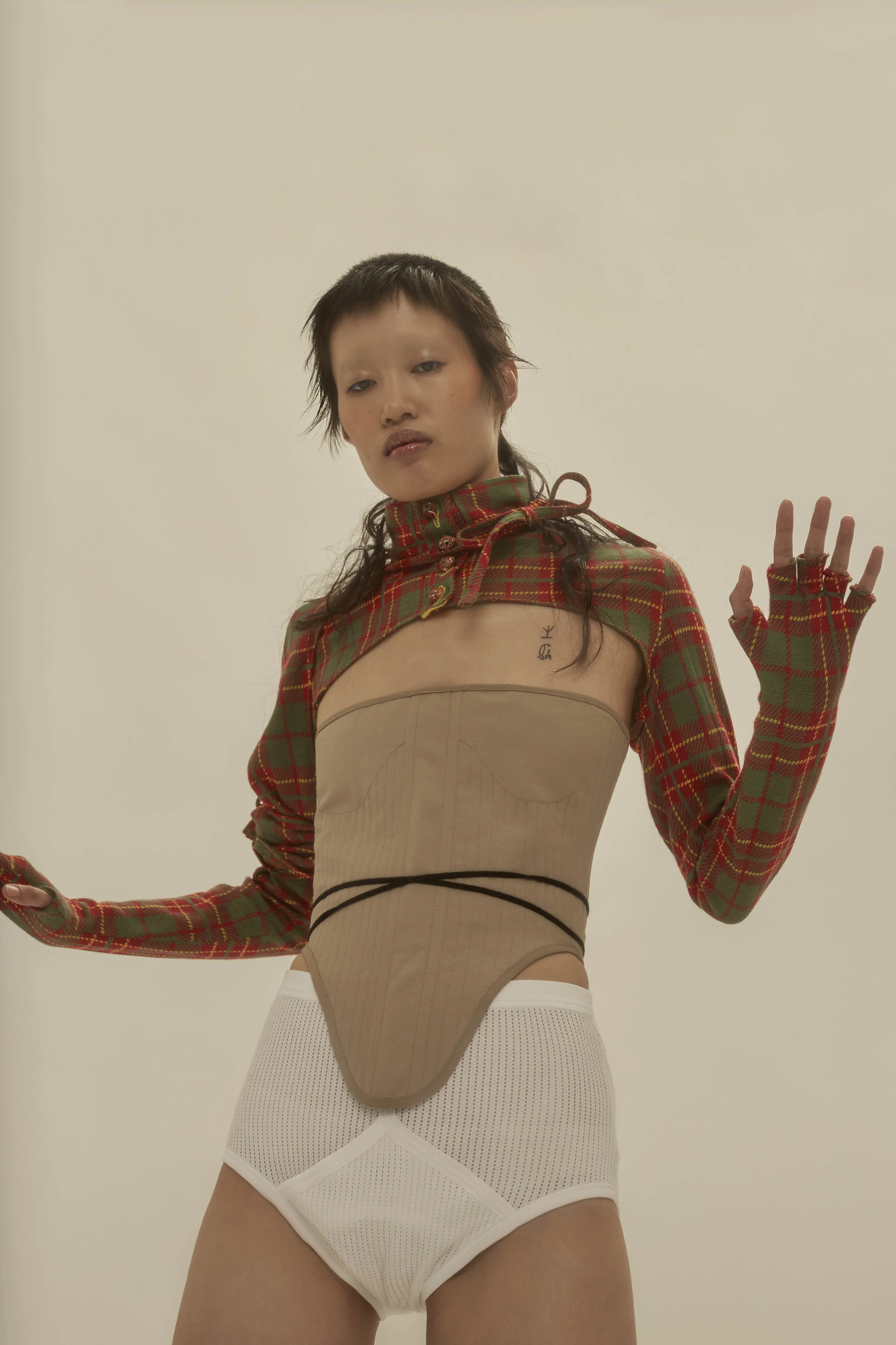 LOOK2_10.jpg