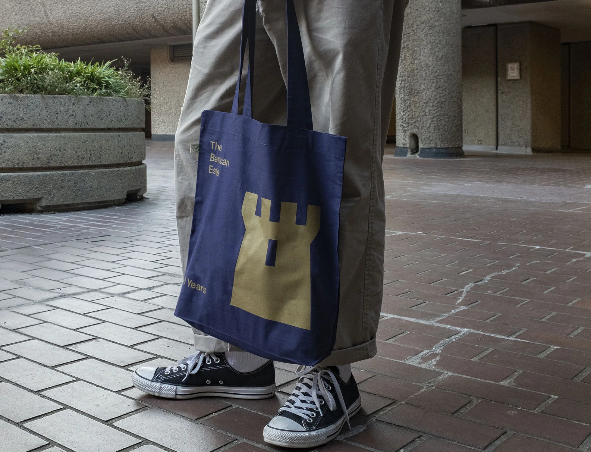 barb_tote_1.jpg