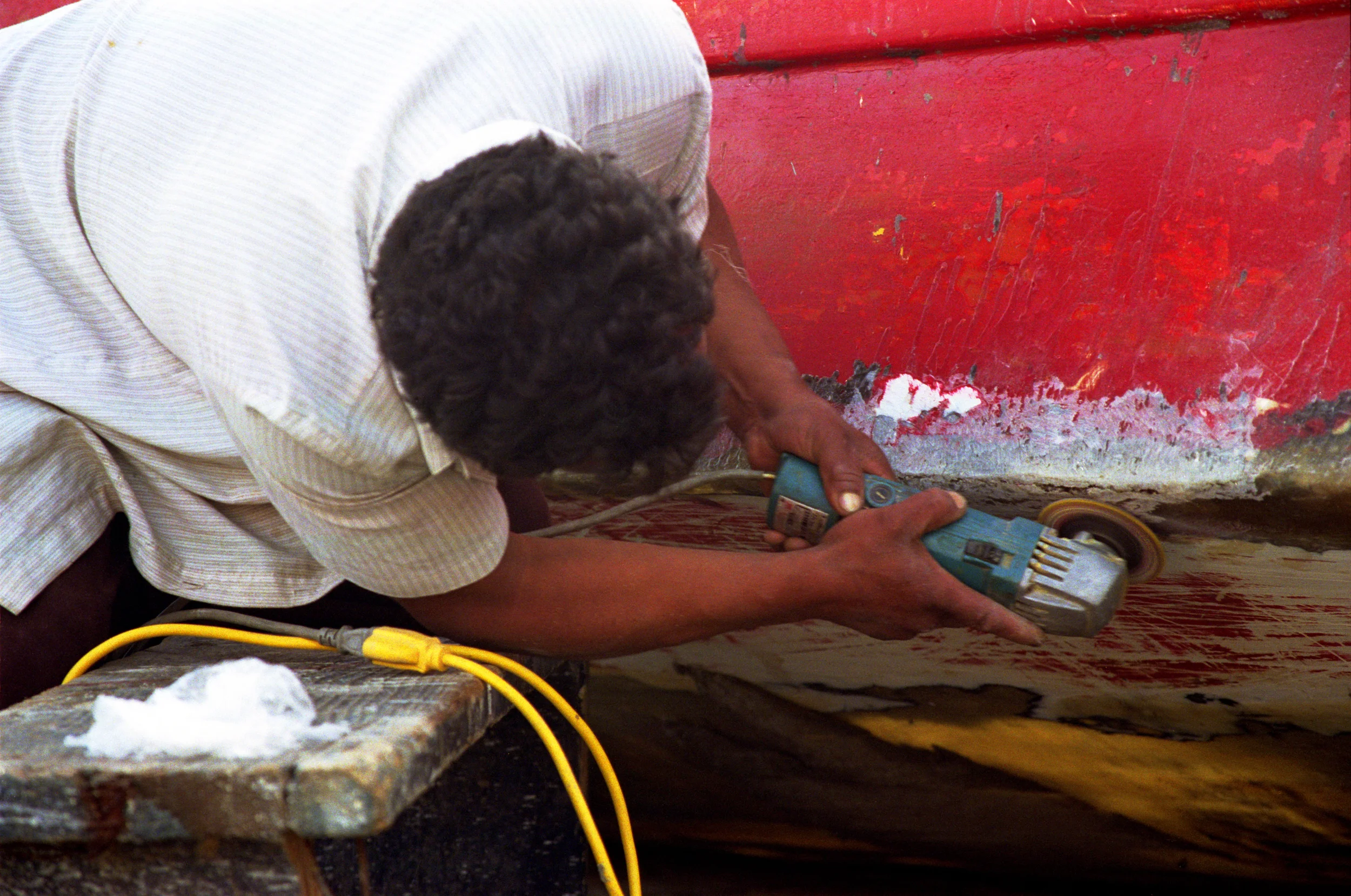 reparacion de lancha.jpg