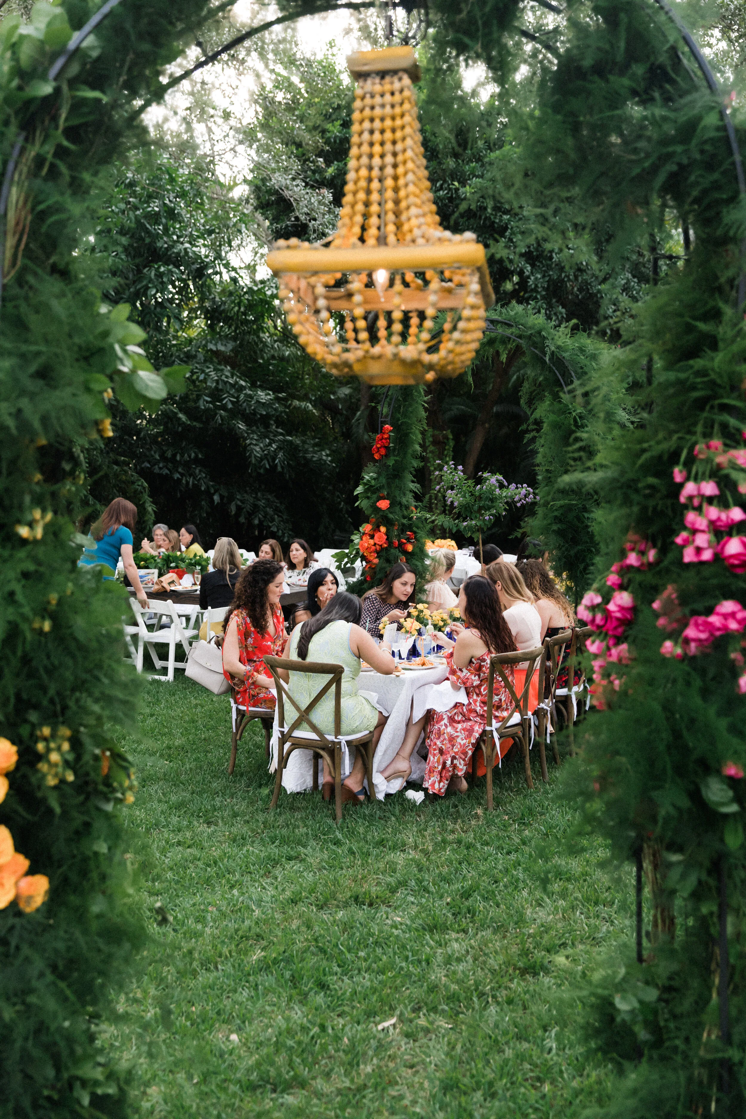 miami-celebration-photographer-outdoor-dinner-party-chandelier.jpg