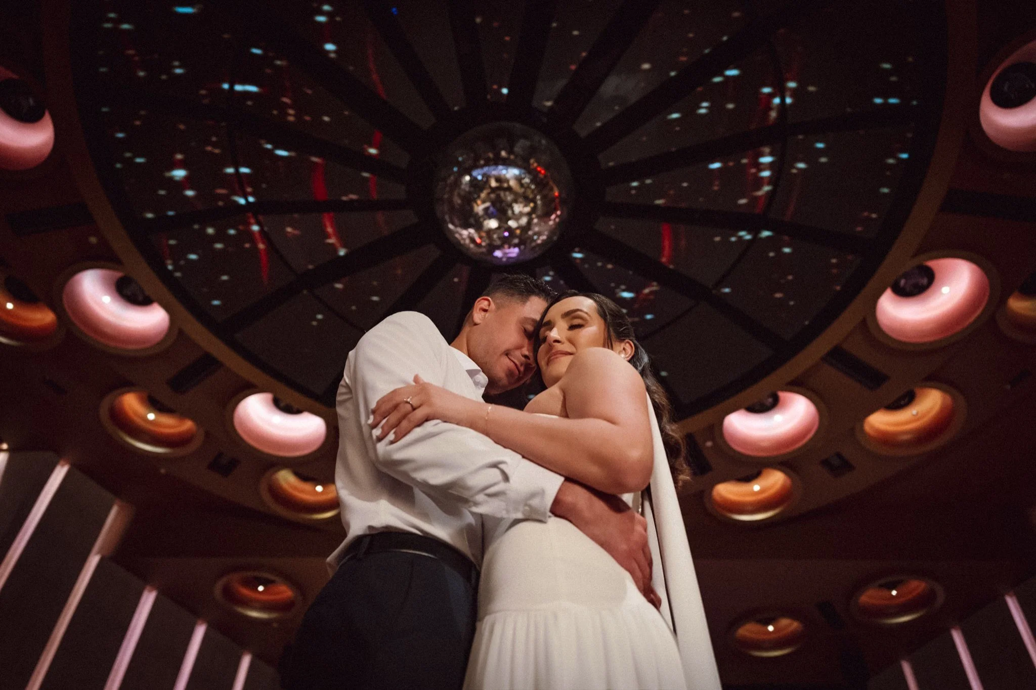 We know the idea of getting comfortable in front of a camera is a bit unsettling but we promise to make it easy. After a few minutes, couples start to watch each other and that&rsquo;s when the real magic happens. ✨ 
Kayla &amp; Joseph | Engagement S