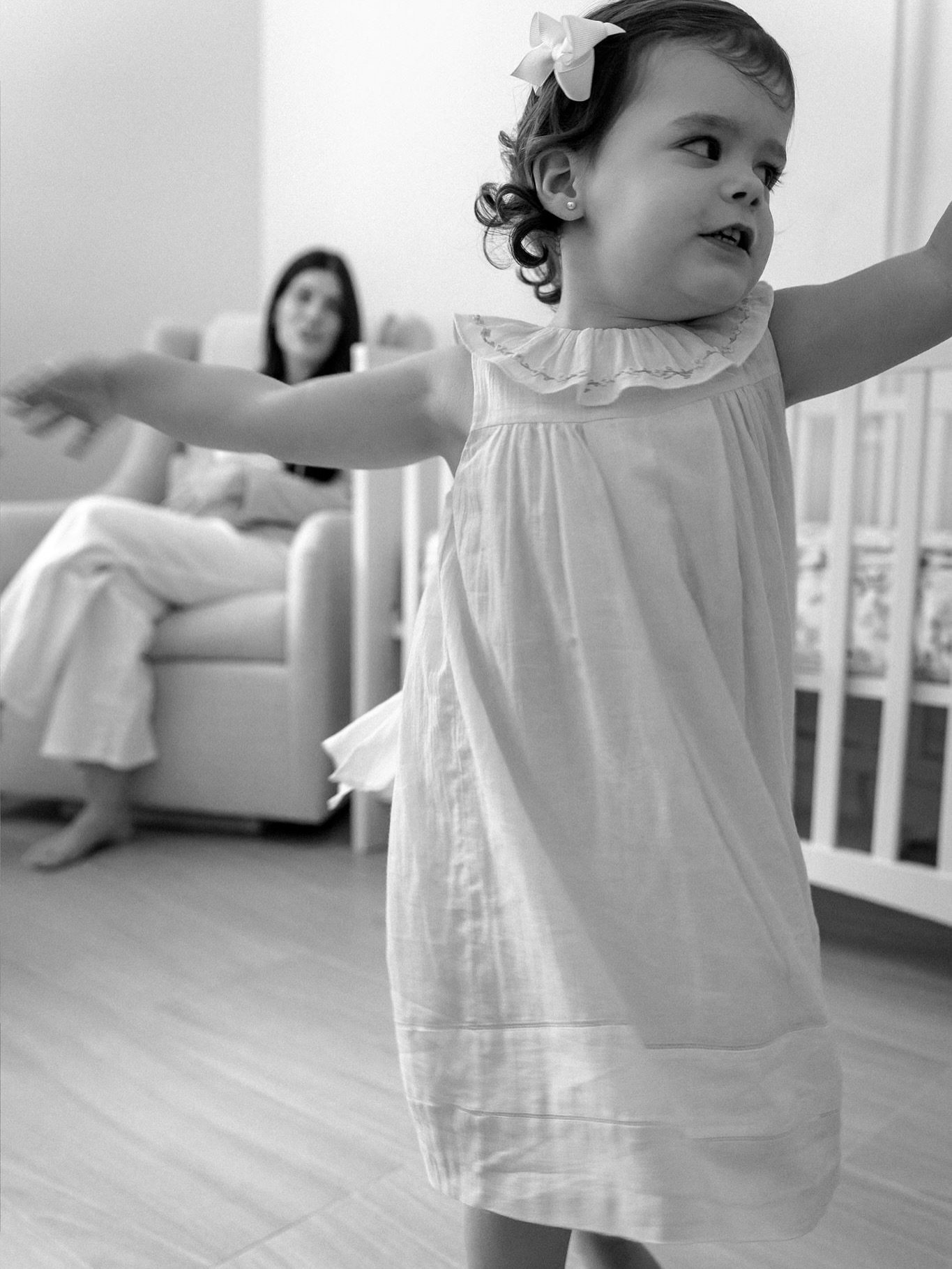 The one that ends up framed is almost never the one that everyone posed for.

We love when the Fall rolls in and we see so many beautiful families. New siblings, growing kids and special stories. We try to keep it loose, finding spaces that look good