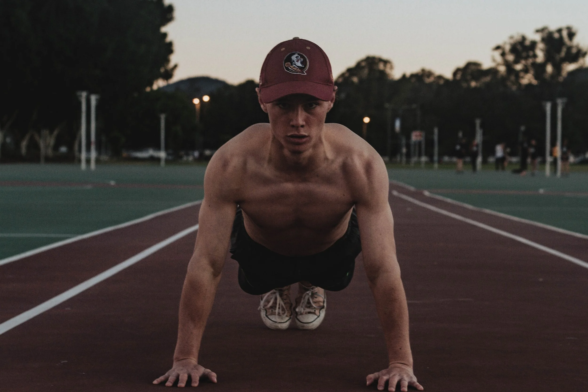 james-barr-uNyv2CdcdSY-unsplash.jpg