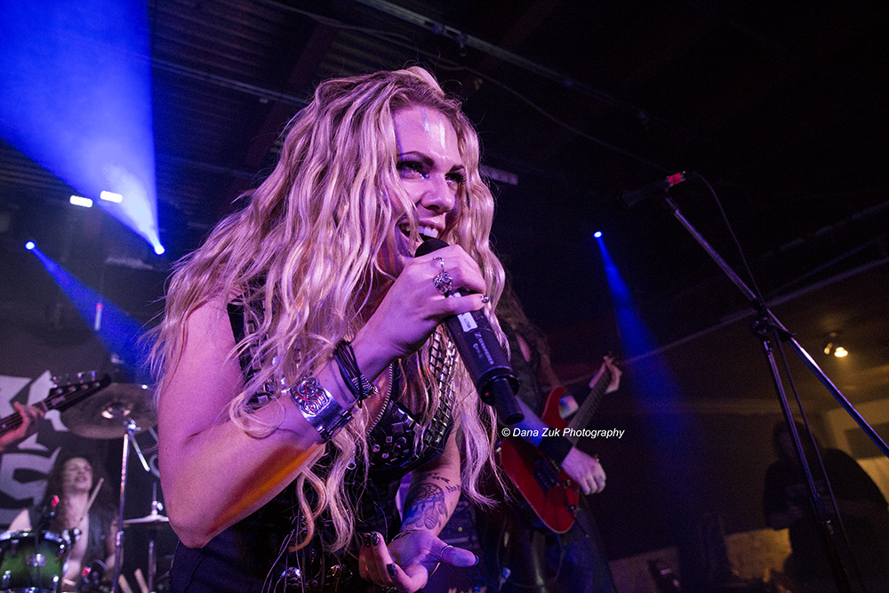 KOBRA & THE LOTUS