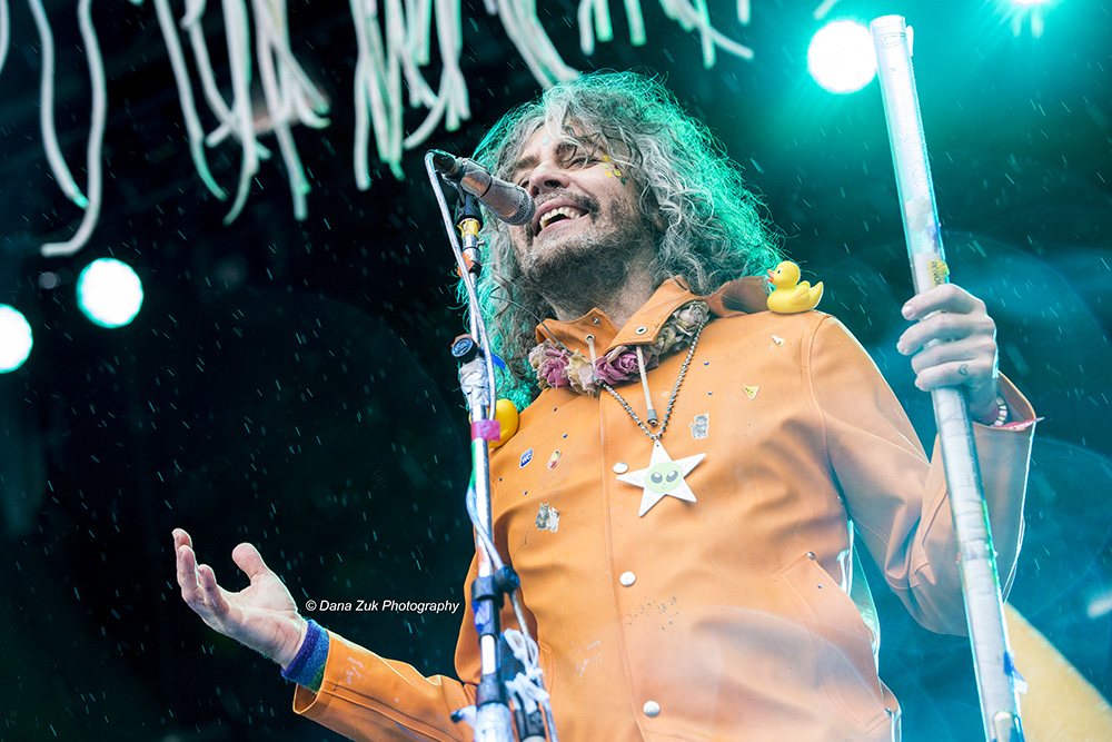 FLAMING LIPS