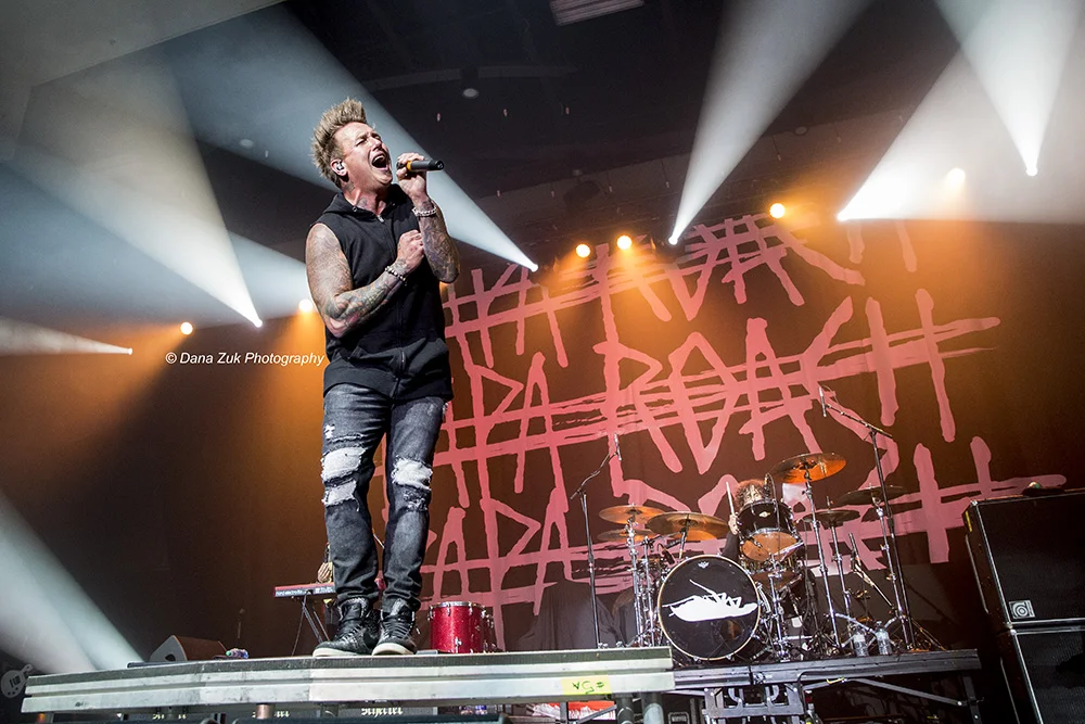 PAPA ROACH