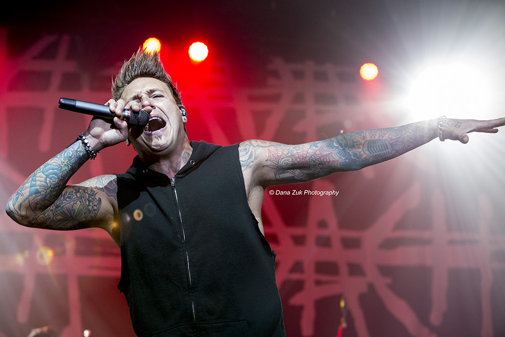 PAPA ROACH