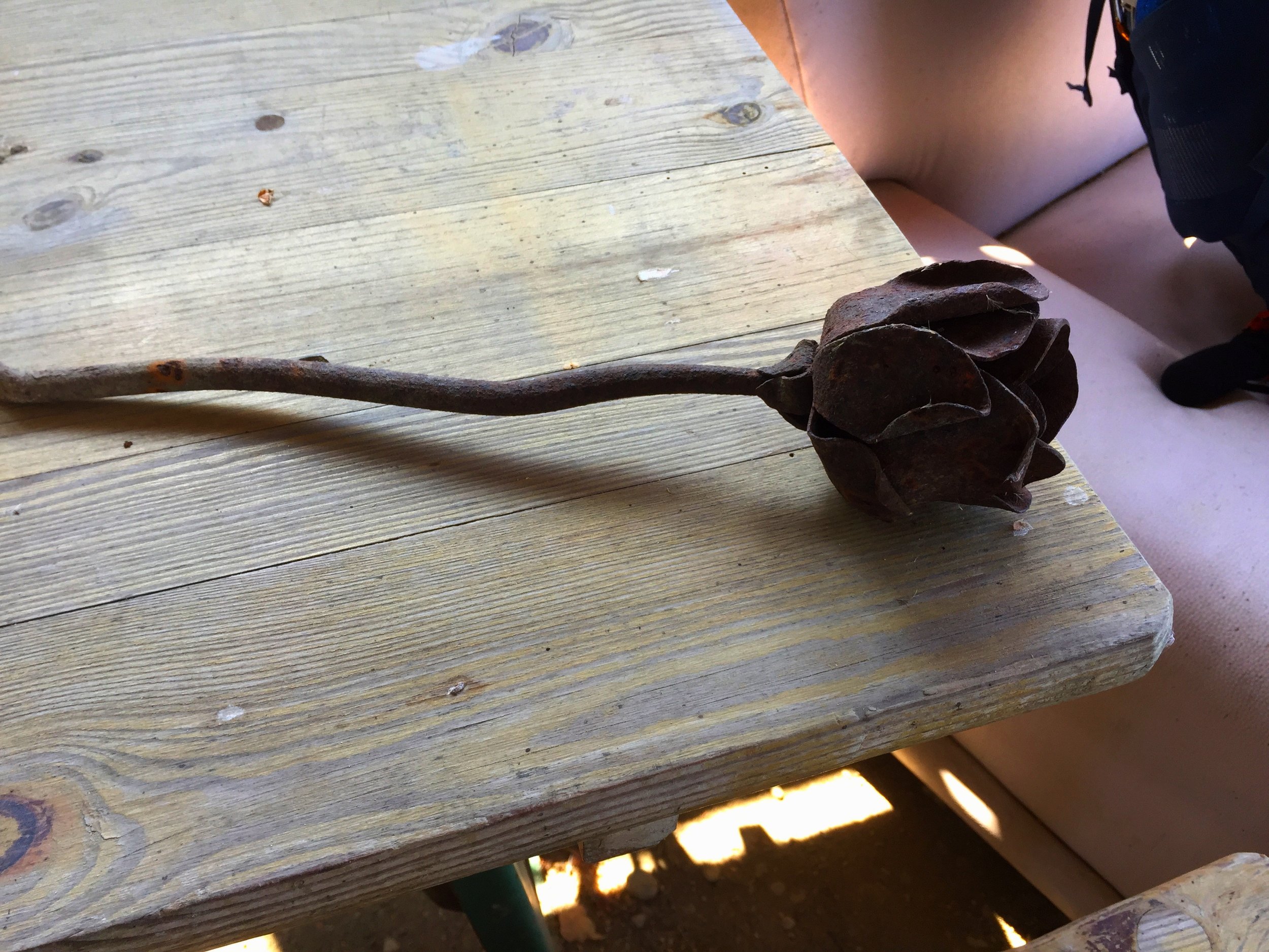 wie heisst es so schön bei Hilde Domin ….” nur eine Rose als Stütze”