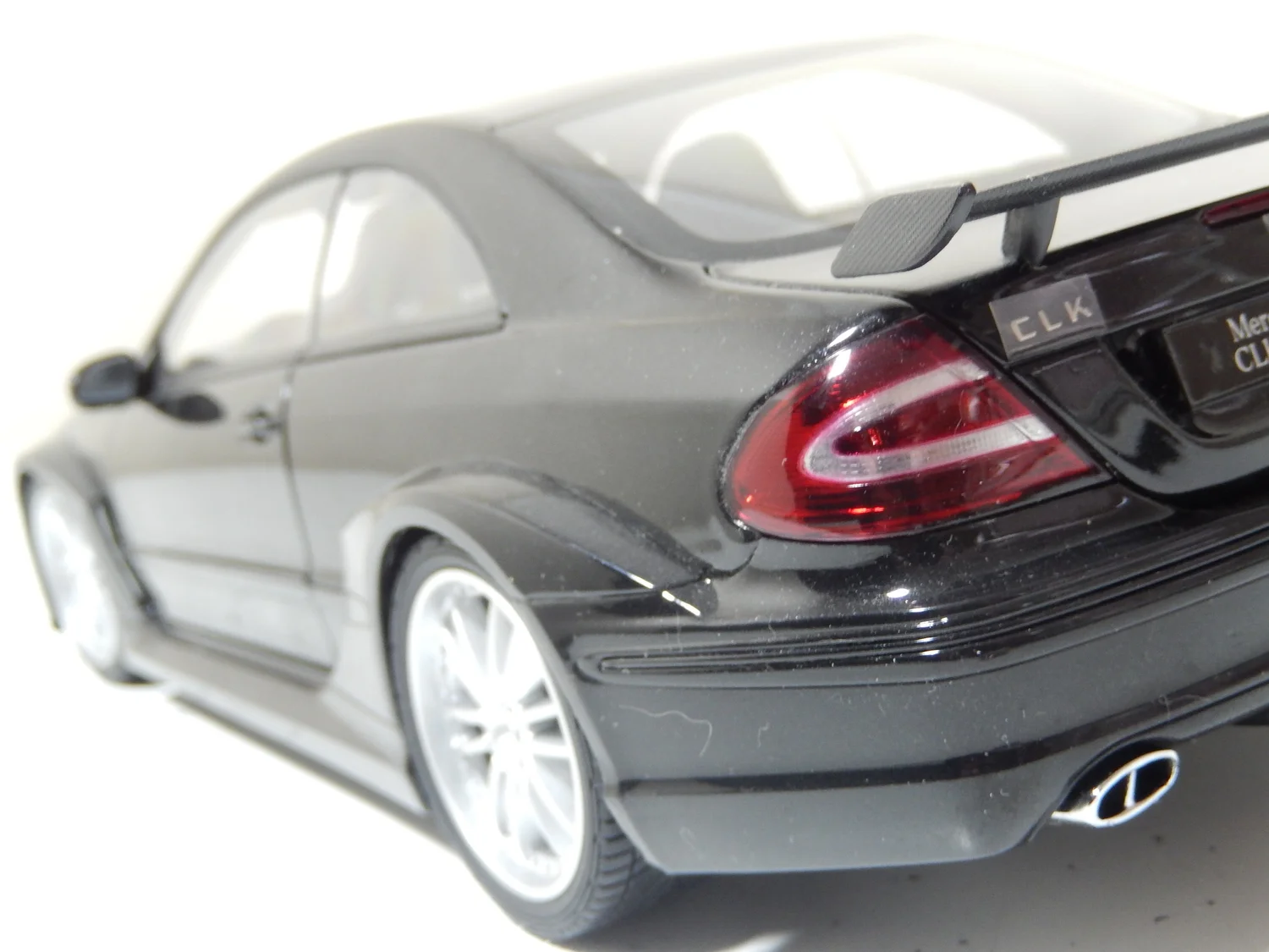 Mercedes Benz CLK DTM AMG Coupe by kyosho 1:18 scale — CS-DIECAST