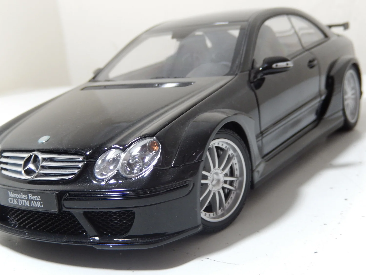 Mercedes Benz CLK DTM AMG Coupe by kyosho 1:18 scale — CS-DIECAST