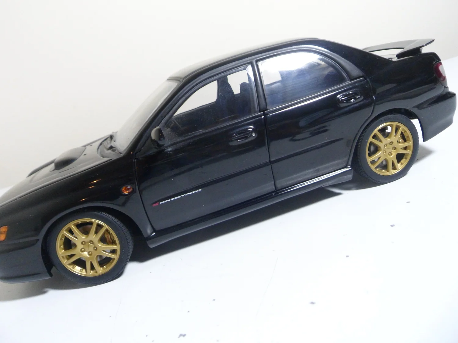 Subaru new age impreza wrx sti by autoart boxed 1:18 scale model