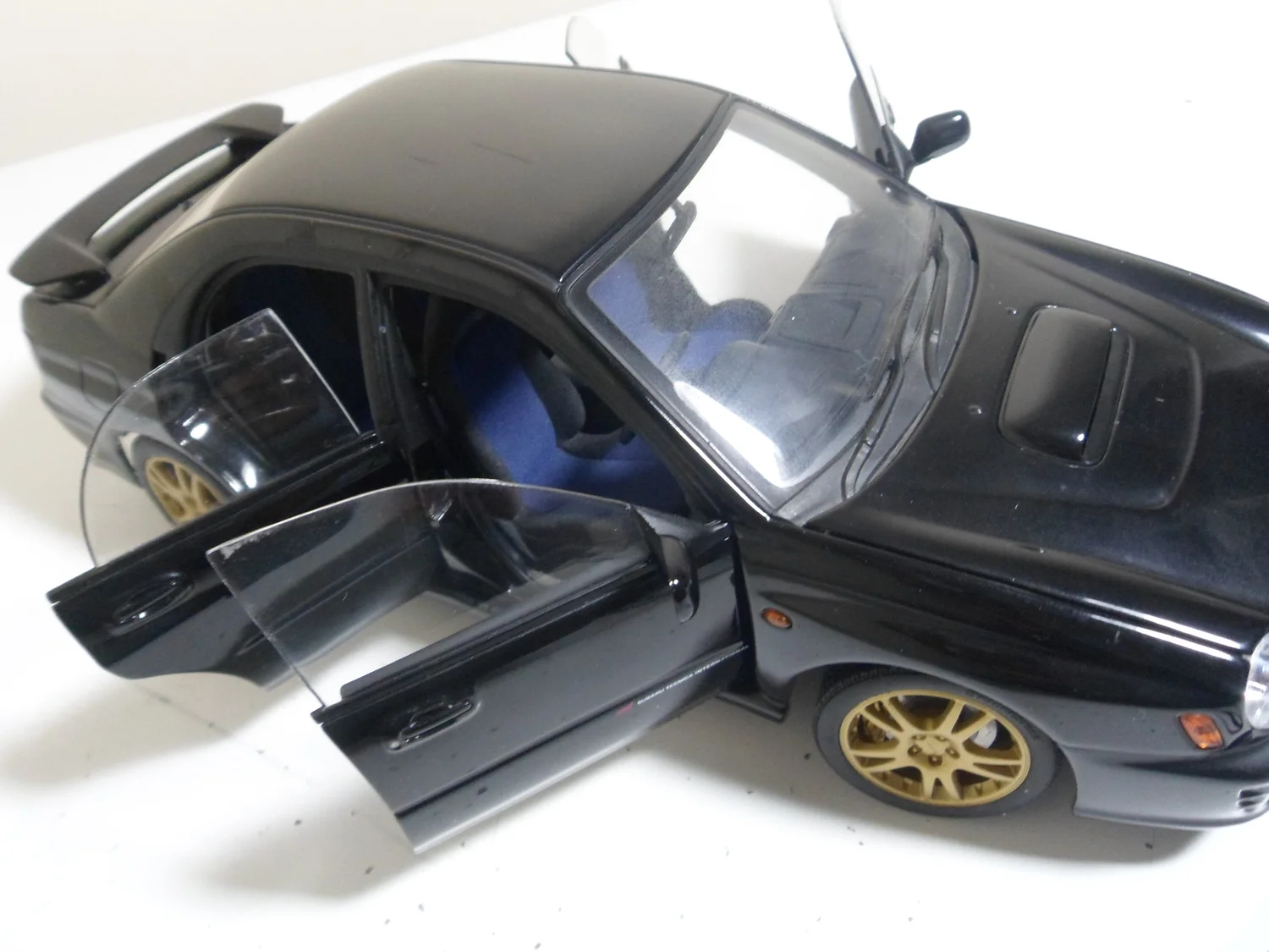 AUTOart SUBARU IMPREZA WRX STi 2003 ブラック 1/18 AUTOart Subaru Impreza 22B Upgraded Version (Black