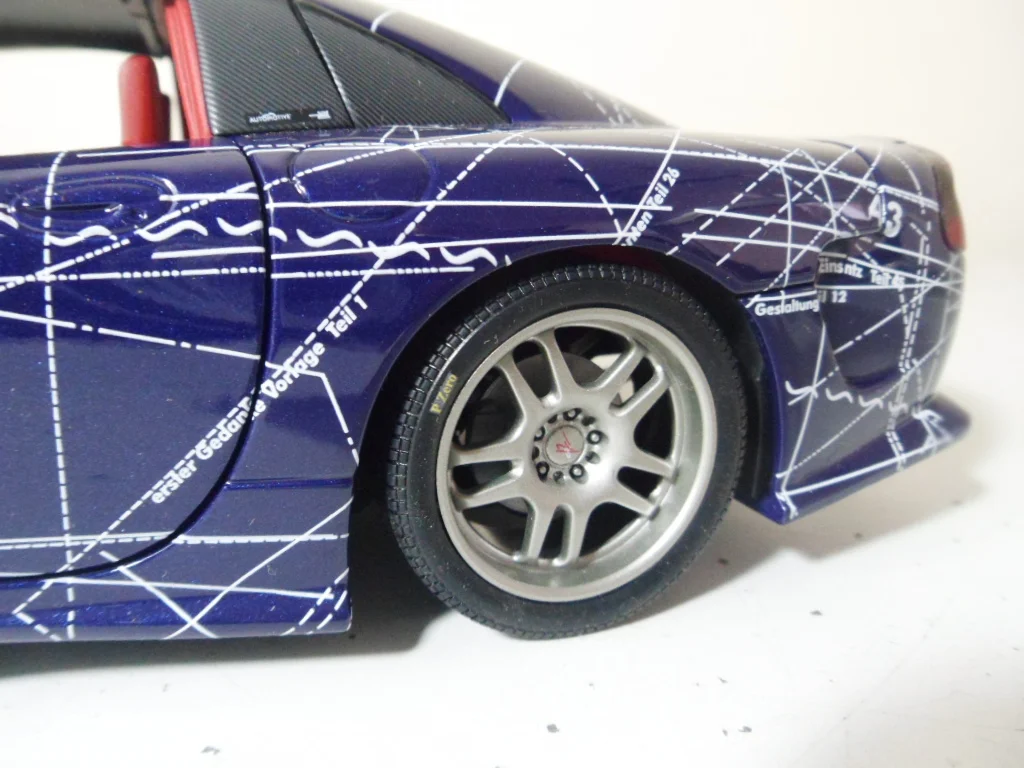 chevrolet corvette Callaway C12 Artcar by autoart boxed 1:18 scale