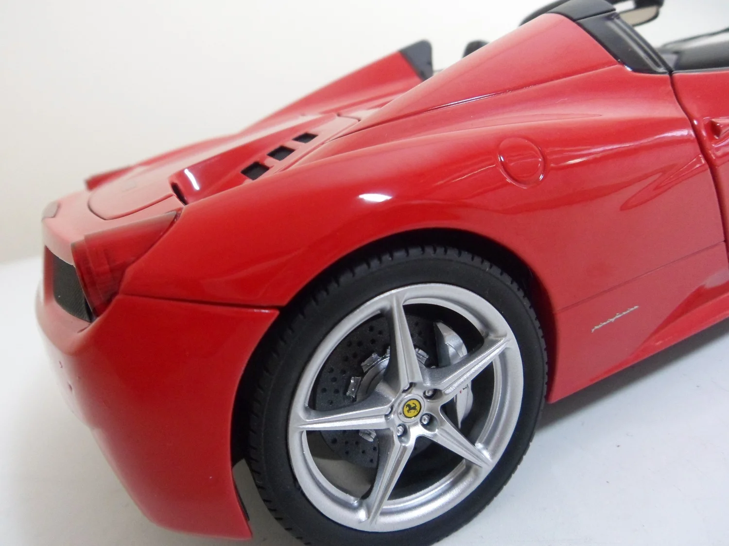 Ferrari 458 Spider Limited edition by Hot wheels Elite 1:18