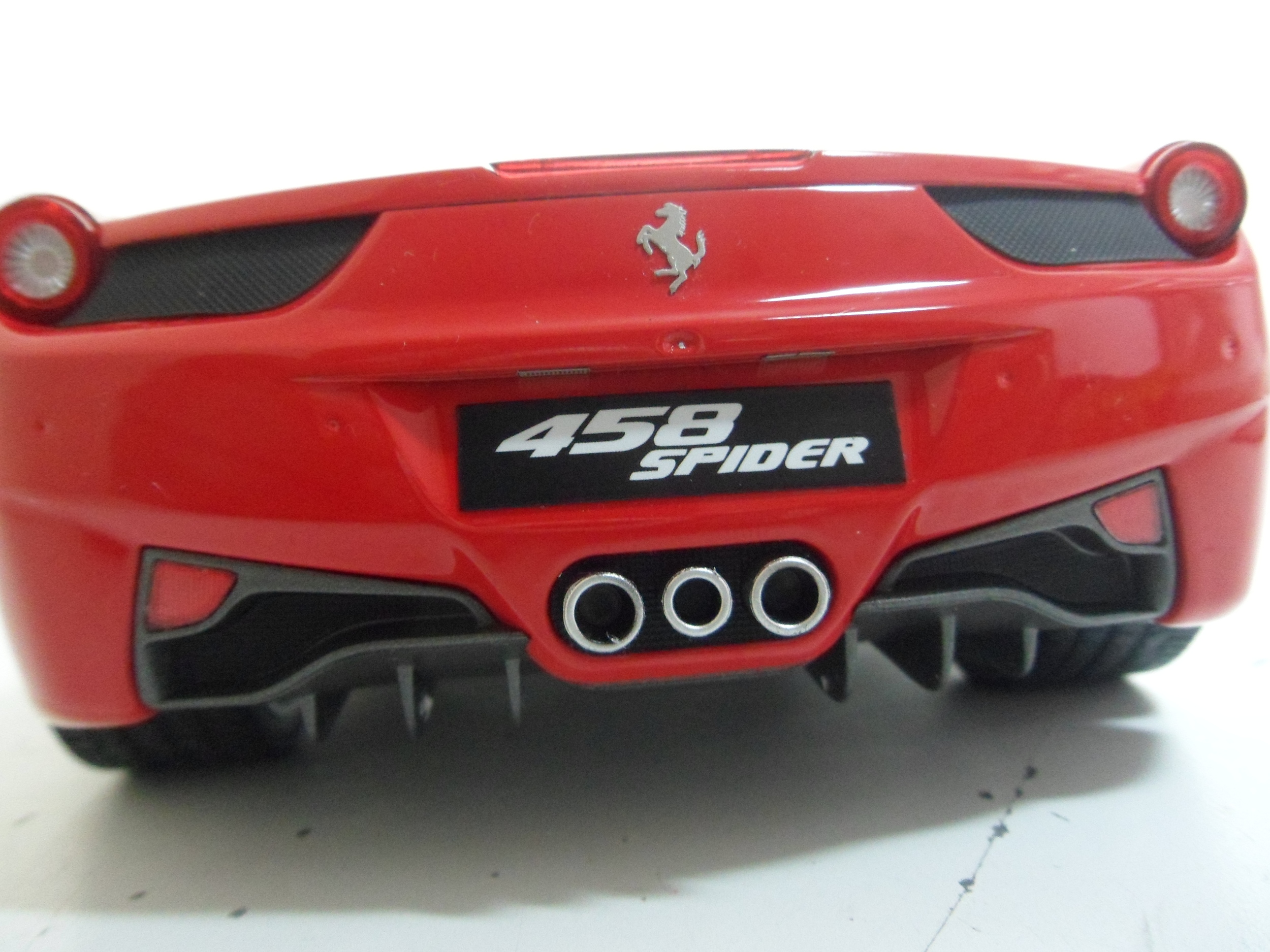 Mattel Defektes Modell Ferrari 458 Speciale Coupe Rot mit Streifen Ab 2013 1/18 Elite Modell Auto