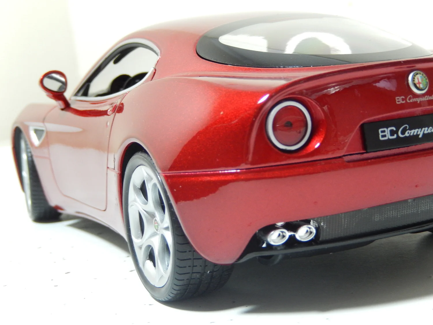 Alfa Romeo 8C Competizone 1:18 scale metallic paint — CS-DIECAST