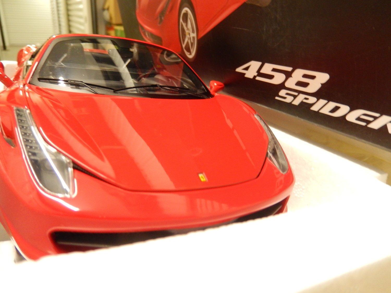HOT WHEELS ELITE Ferrari 458 spider rossa red 1/18 W1177 EUR 125,00