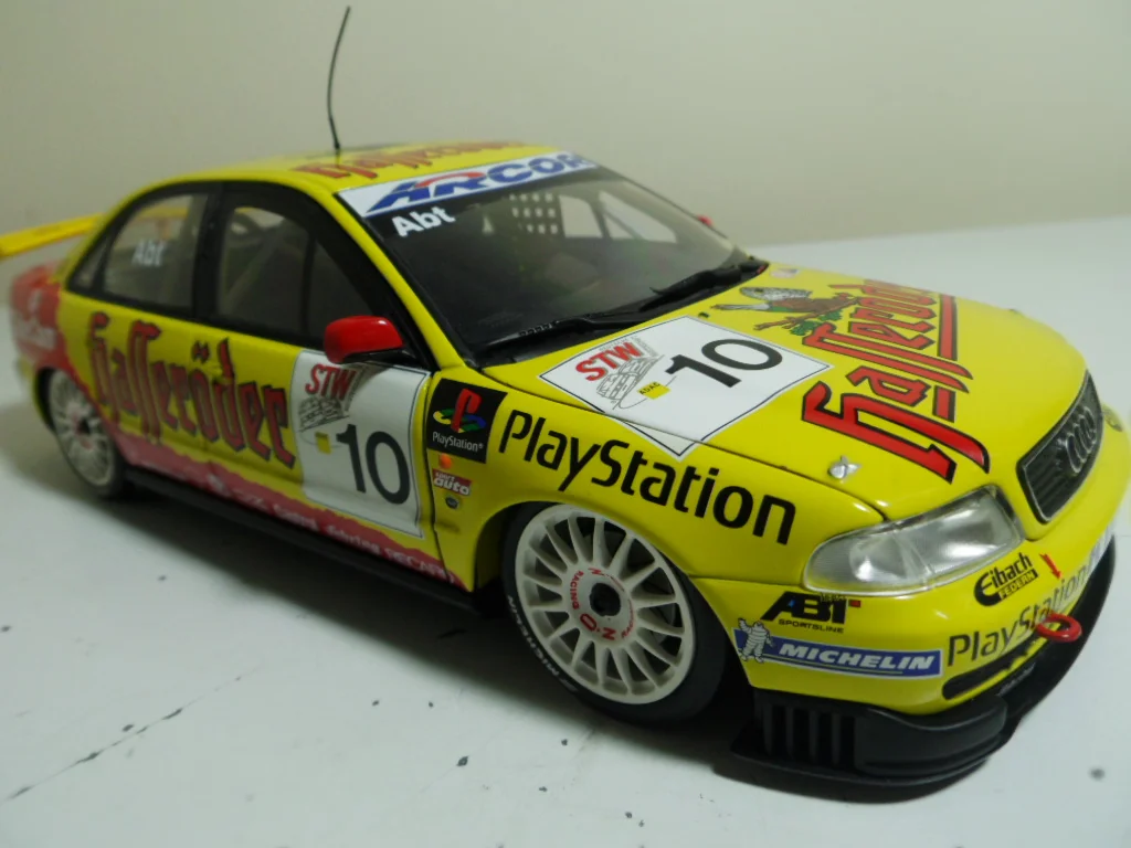 Audi A4 Quattro sportsline STW by UT models 1:18 scale — CS