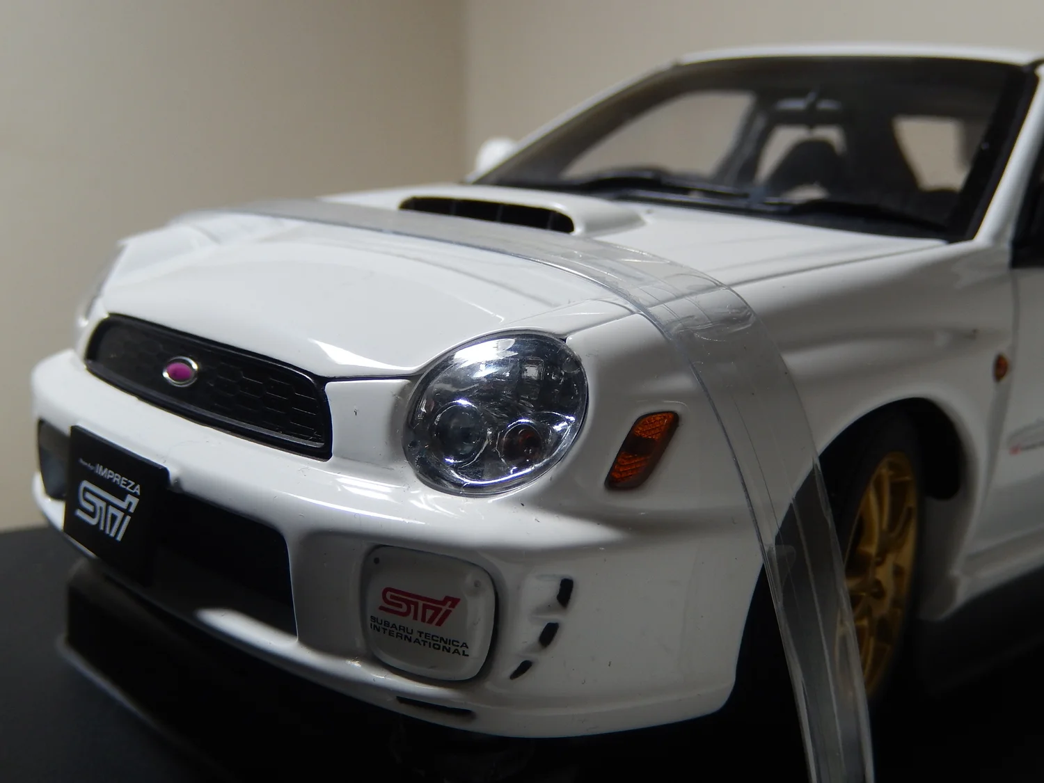 Subaru new age impreza wrx sti by autoart boxed 1:18 scale