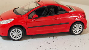 peugeot 207 CC for spares or repairs 1:18 scale by welly — CS-DIECAST-TUNING