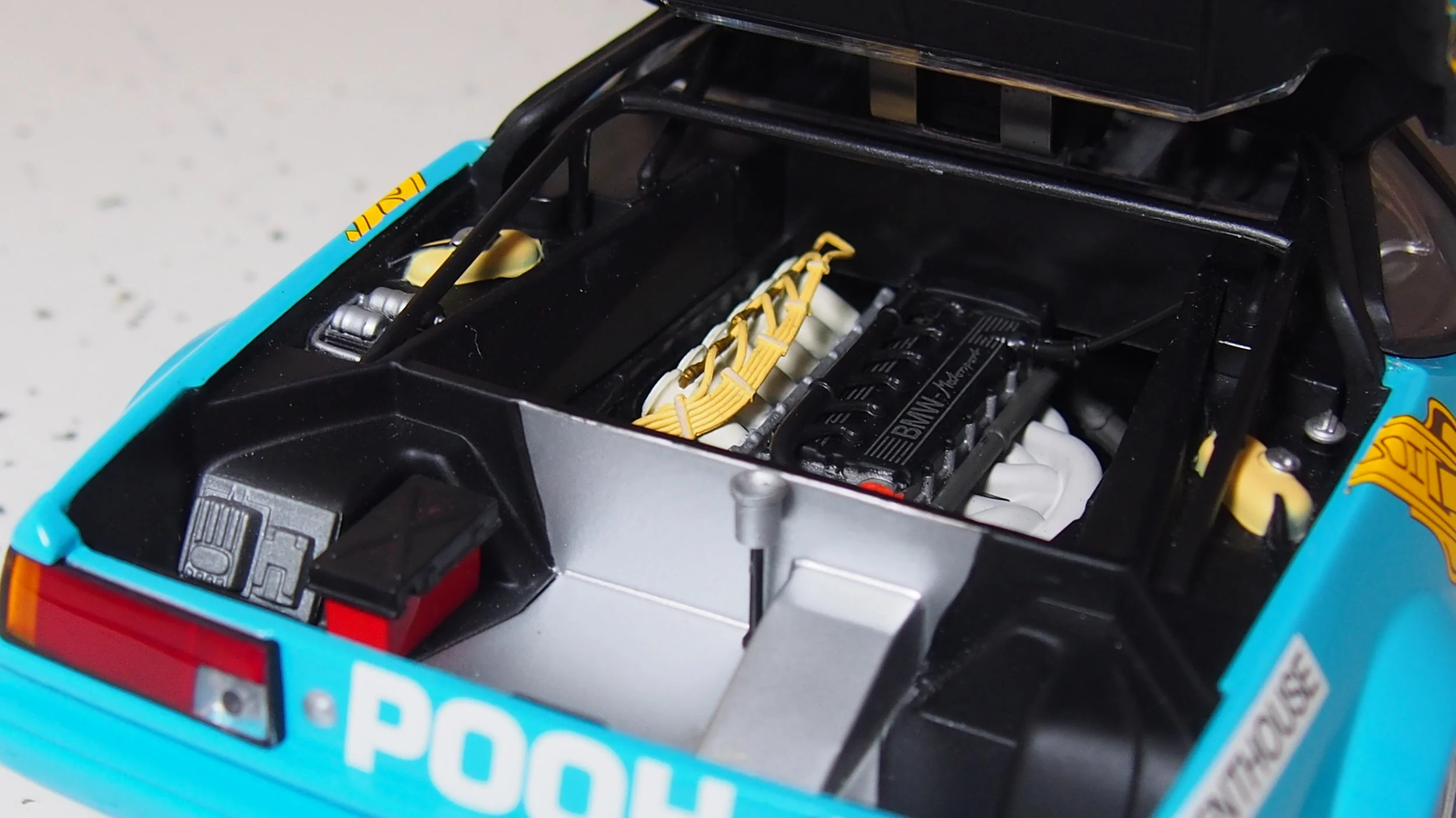 BMW M1 model by minichamps 1:18 scale — CS-DIECAST-TUNING