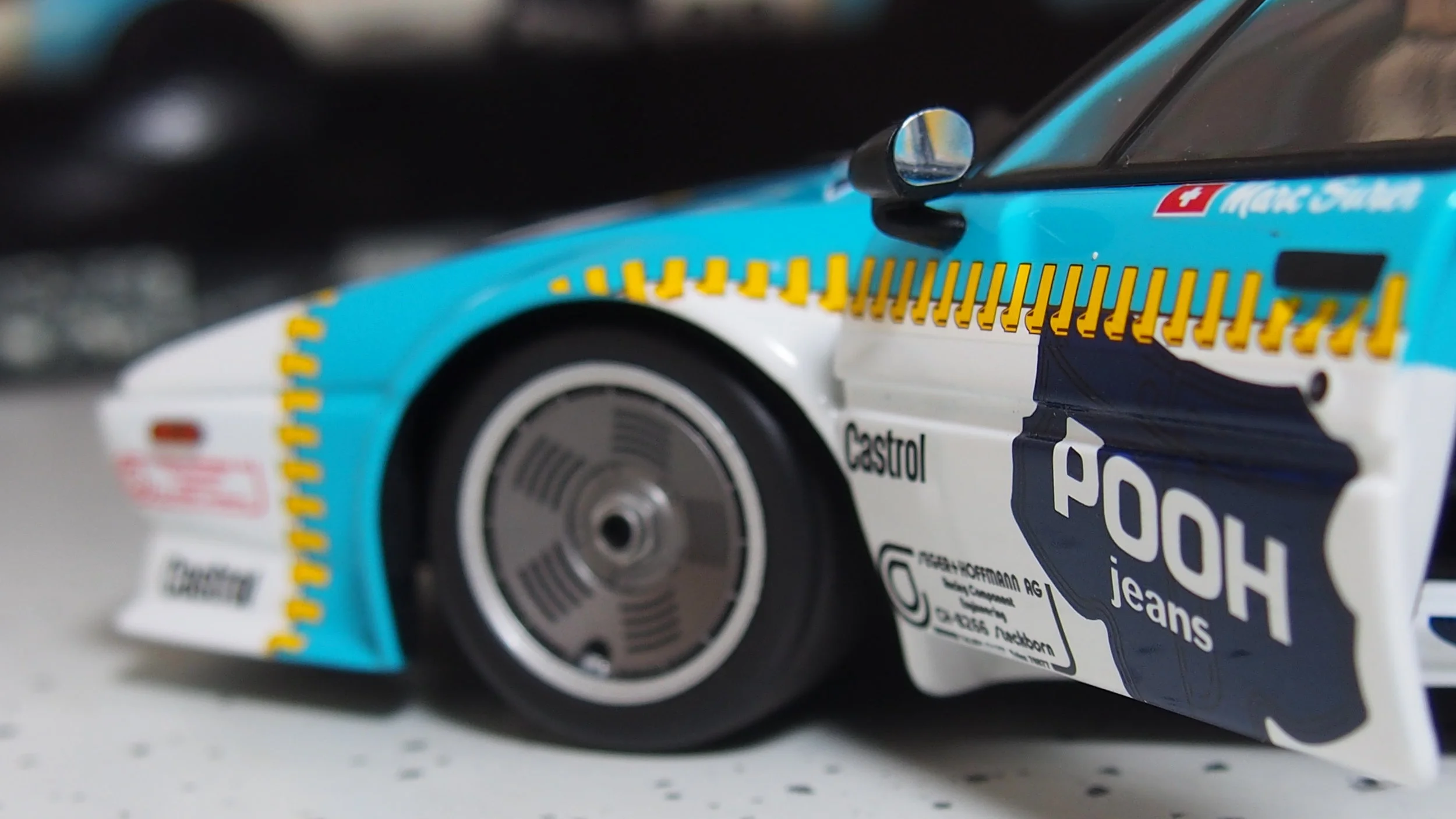 未開封 1/18 BMW M1 Le Mans ‘81 Bayern #71 1/18 Minichamps BMW M1 Le Mans 1981 Bayern #71 White w/ Box