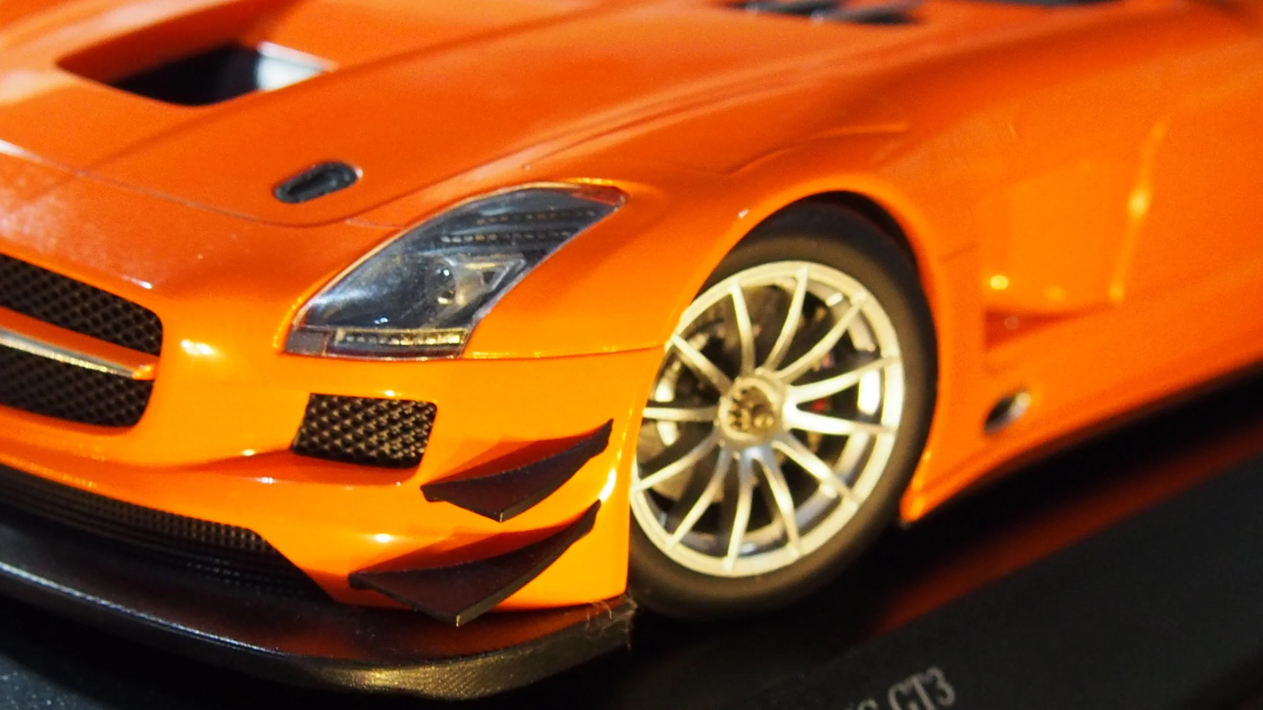 1/18 MINICHAMPS メルセデス・ベンツ SLS AMG GT3 Mercedes SLS AMG GT3/C197 Nurburgring 2013 - minichamps 1/18