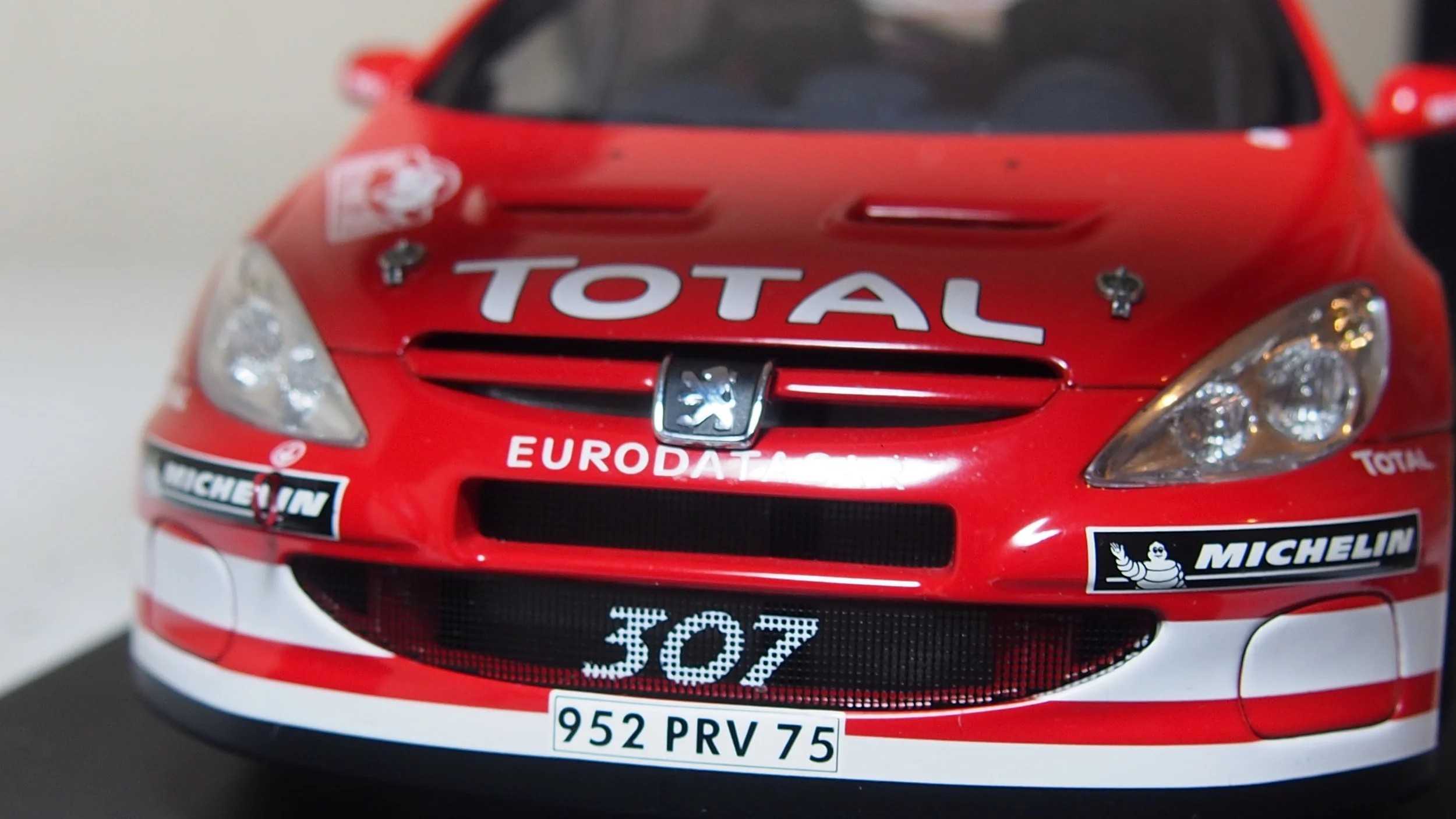 Peugeot 307 WRC various models by AutoArt limited edition 1:18