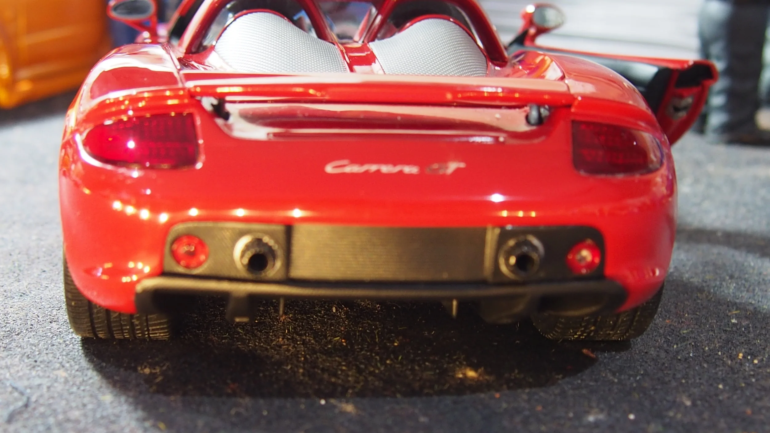 Porsche carrera GT model by minichamps 1:18 scale — CS-DIECAST-TUNING