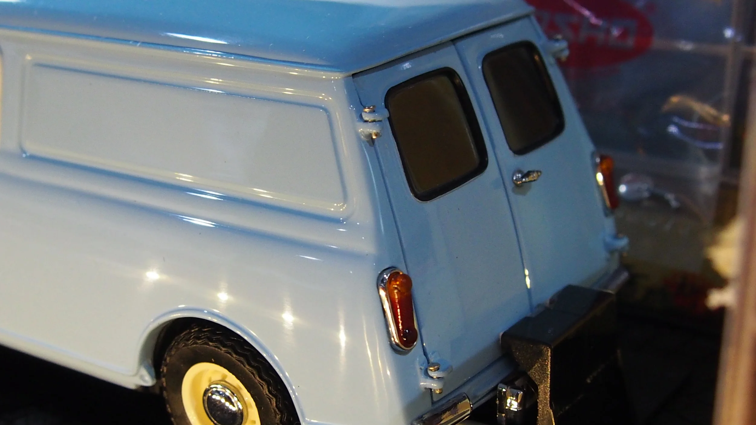 京商 1/18 オースチン MINI VAN POLICE仕様 ミニカー 京商 1/18 オースチン MINI VAN POLICE仕様 ミニカー Austin