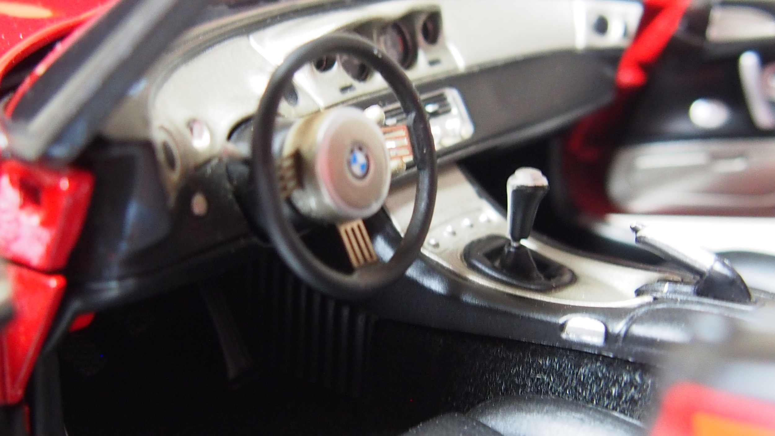 BMW Z8 roadster boxed by AutoArt 1:18 scale — CS-DIECAST-TUNING