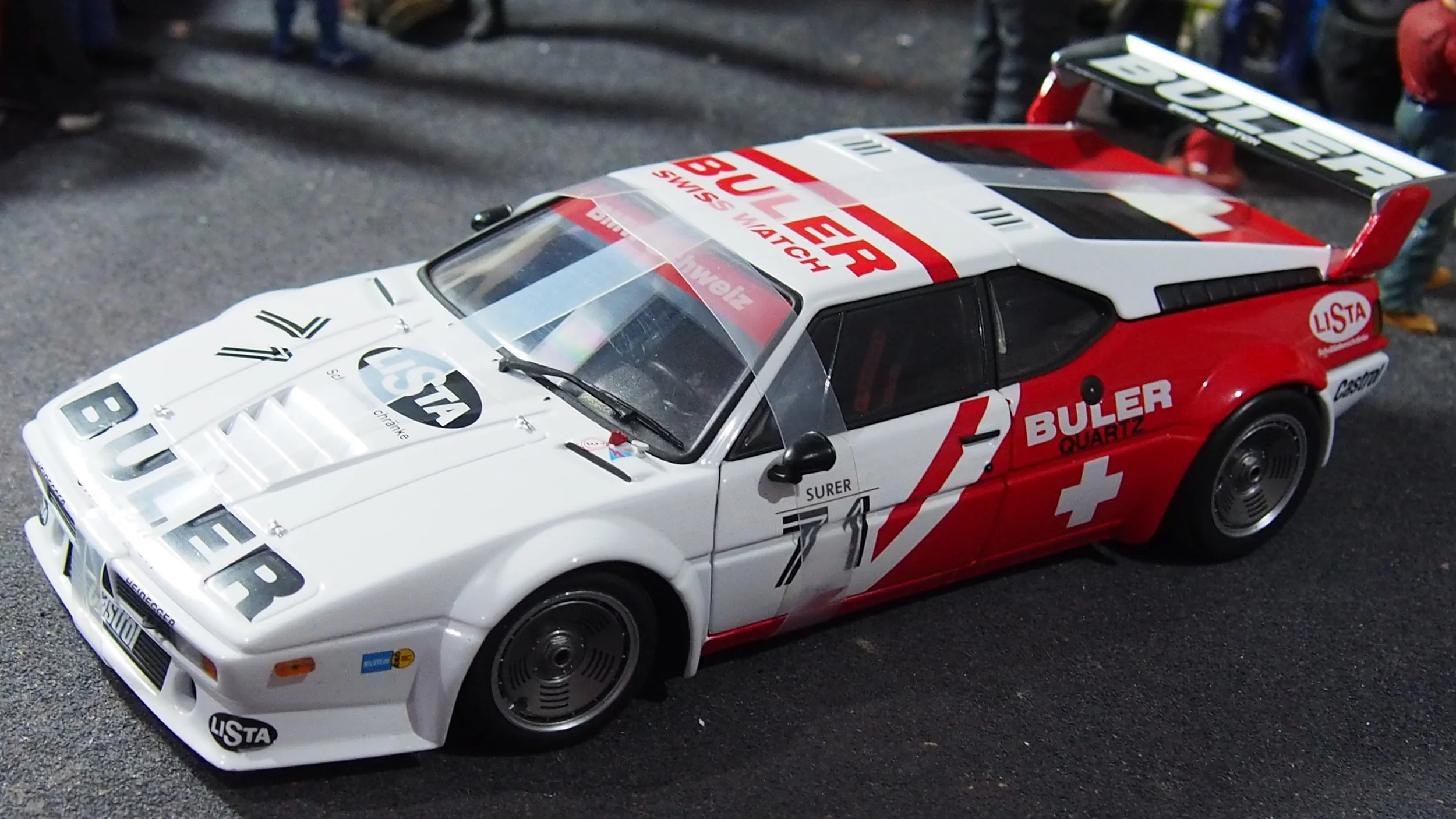 未開封 1/18 BMW M1 Le Mans ‘81 Bayern #71 1/18 Minichamps BMW M1 Le Mans 1981 Bayern #71 White w/ Box