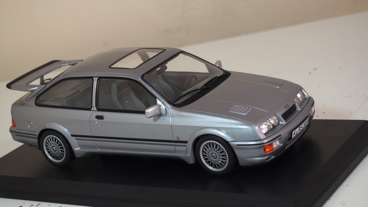 430201 Norev 1:43 Youngtimers Ford Sierra RS Cosworth 