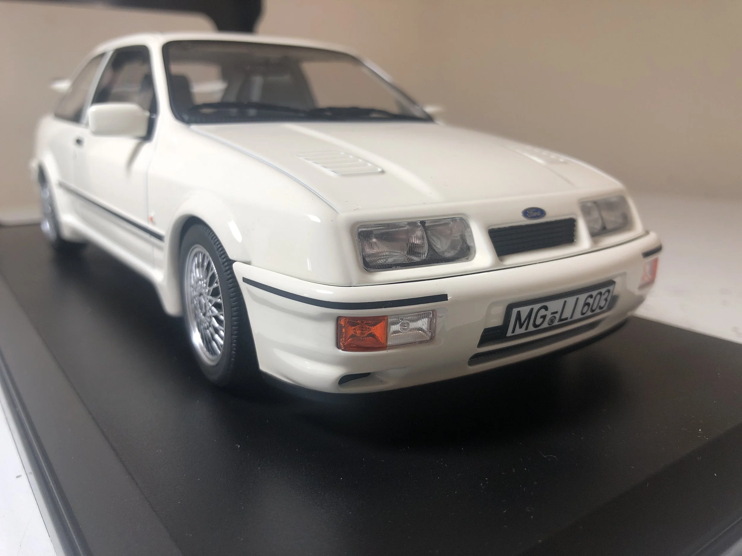 EA86A2B2-4DC5-482B-9510-A5925E321D14