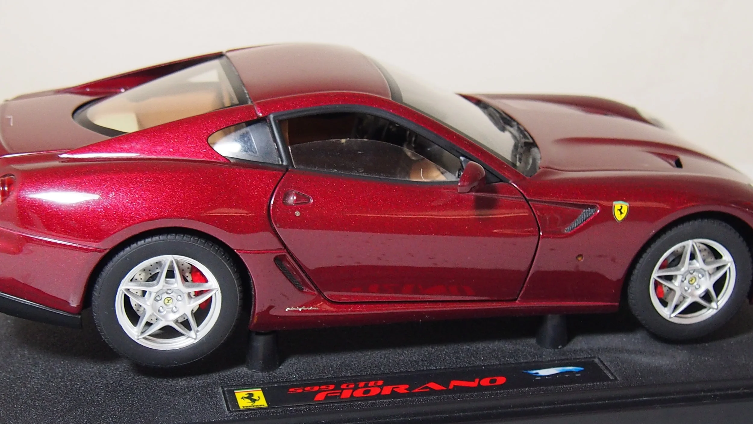 Ferrari 599 GTB fiorano By hotwheels elite 1:18 scale — CS-DIECAST